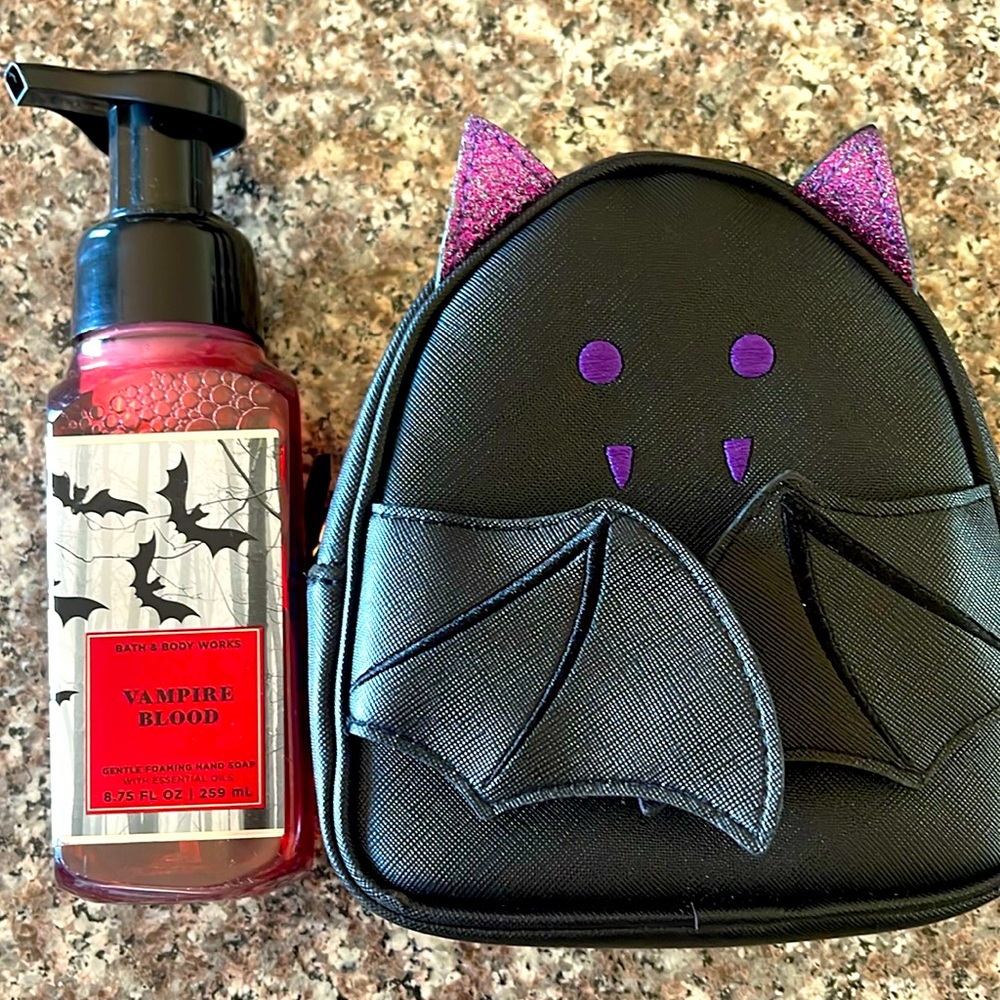 Bath and Body Works Halloween bundle